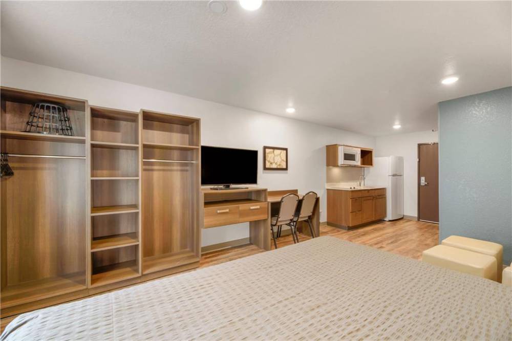 Woodspring Suites Orlando I-4 And Convention Center 9