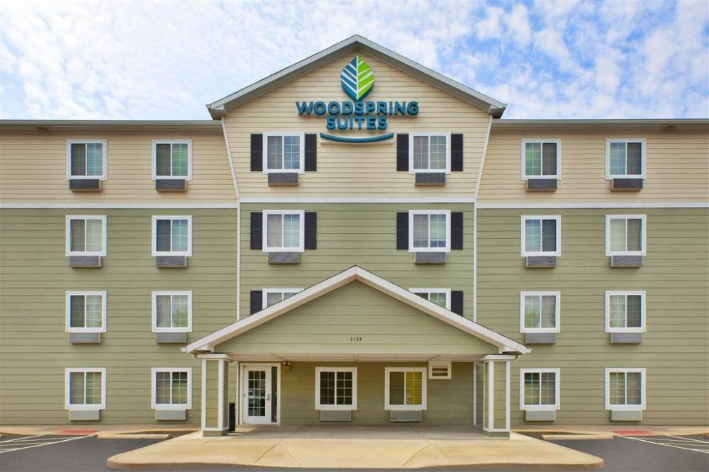 Woodspring Suites St Louis St Charles