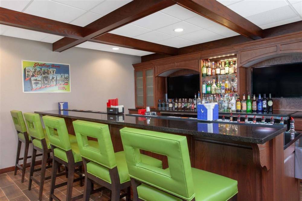 Wyndham Garden Fort Wayne 6