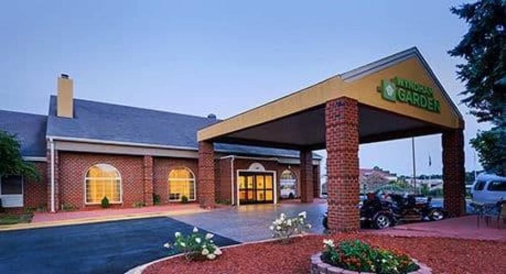Wyndham Garden Grand Rapids Airport 3